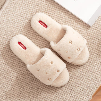 Chaussons mules fourrés blancs broderie étoilée élégante