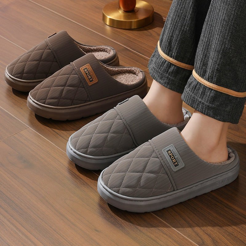 Chaussons matelassés Doudounea doublés en fourrure, design élégant en gris et marron, parfaits pour le confort intérieur quotidien