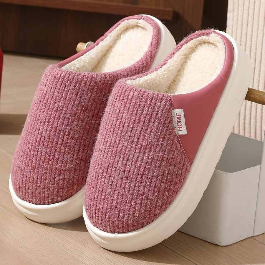 Chaussons mules tricotés roses Doudounea doublés en fourrure synthétique blanche, semelle antidérapante pour un confort optimal à la maison