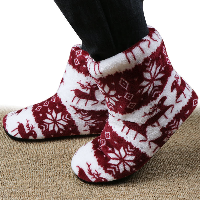 Chaussons bottes hiver nordique en polaire fourrés design renne festif